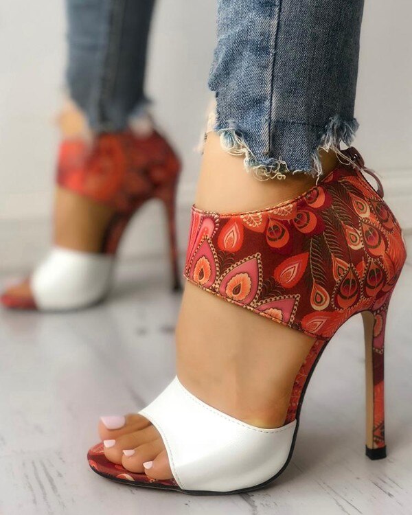 Thin Heeled shoes